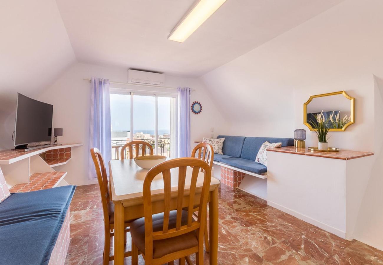 Reformado Apartamento En El Centro Con Vista Al Mar Torremolinos Bagian luar foto