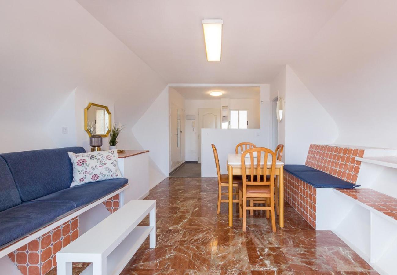 Reformado Apartamento En El Centro Con Vista Al Mar Torremolinos Bagian luar foto