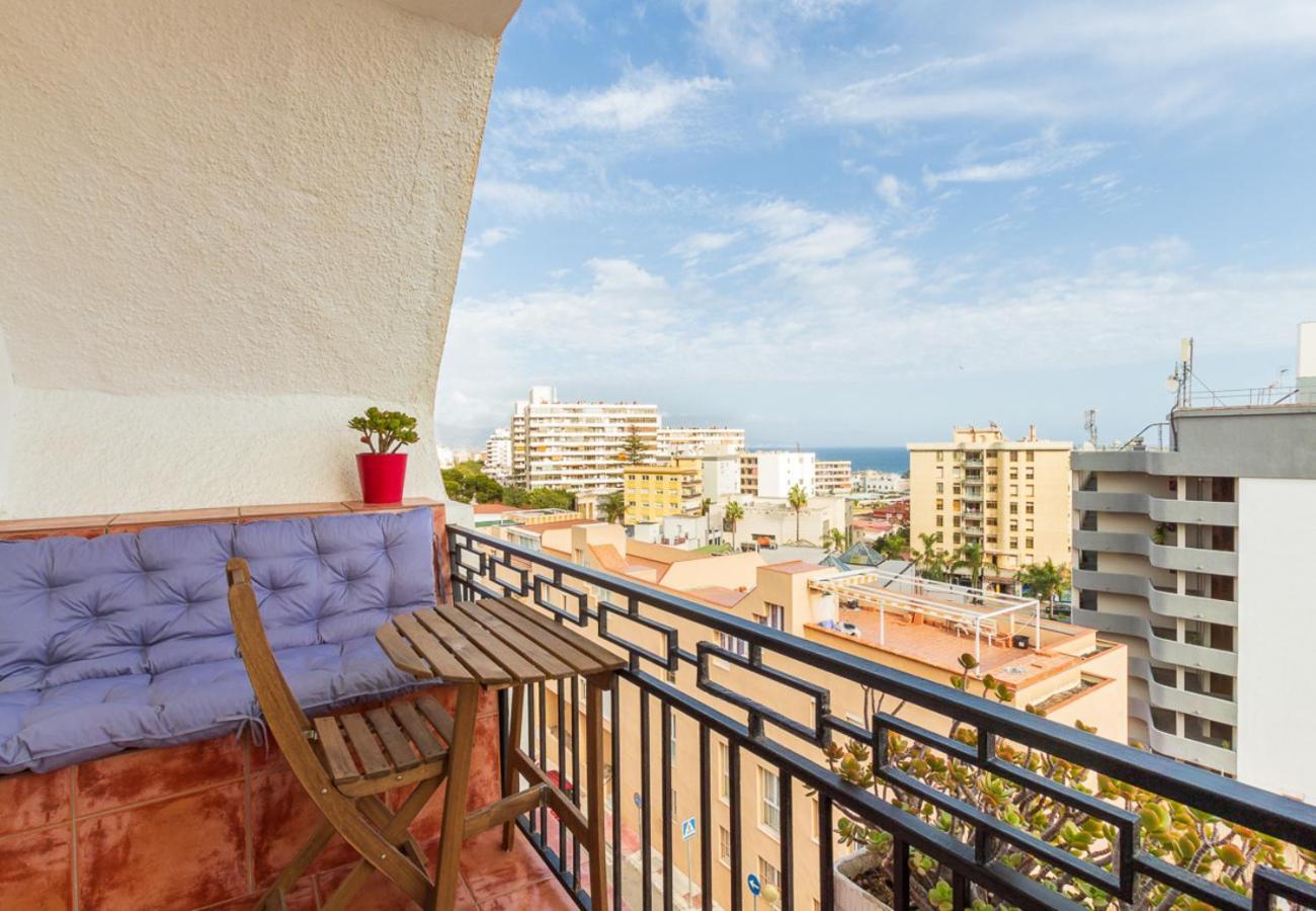 Reformado Apartamento En El Centro Con Vista Al Mar Torremolinos Bagian luar foto